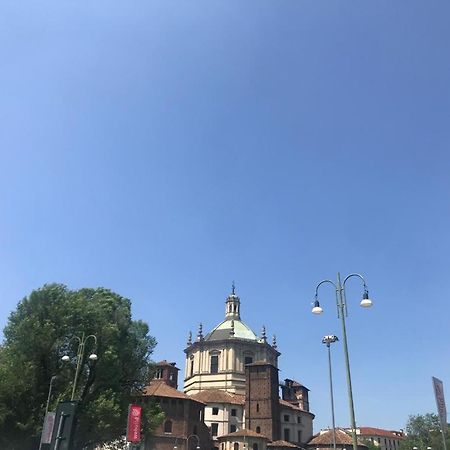 Azzurrino Lägenhet Milano Exteriör bild